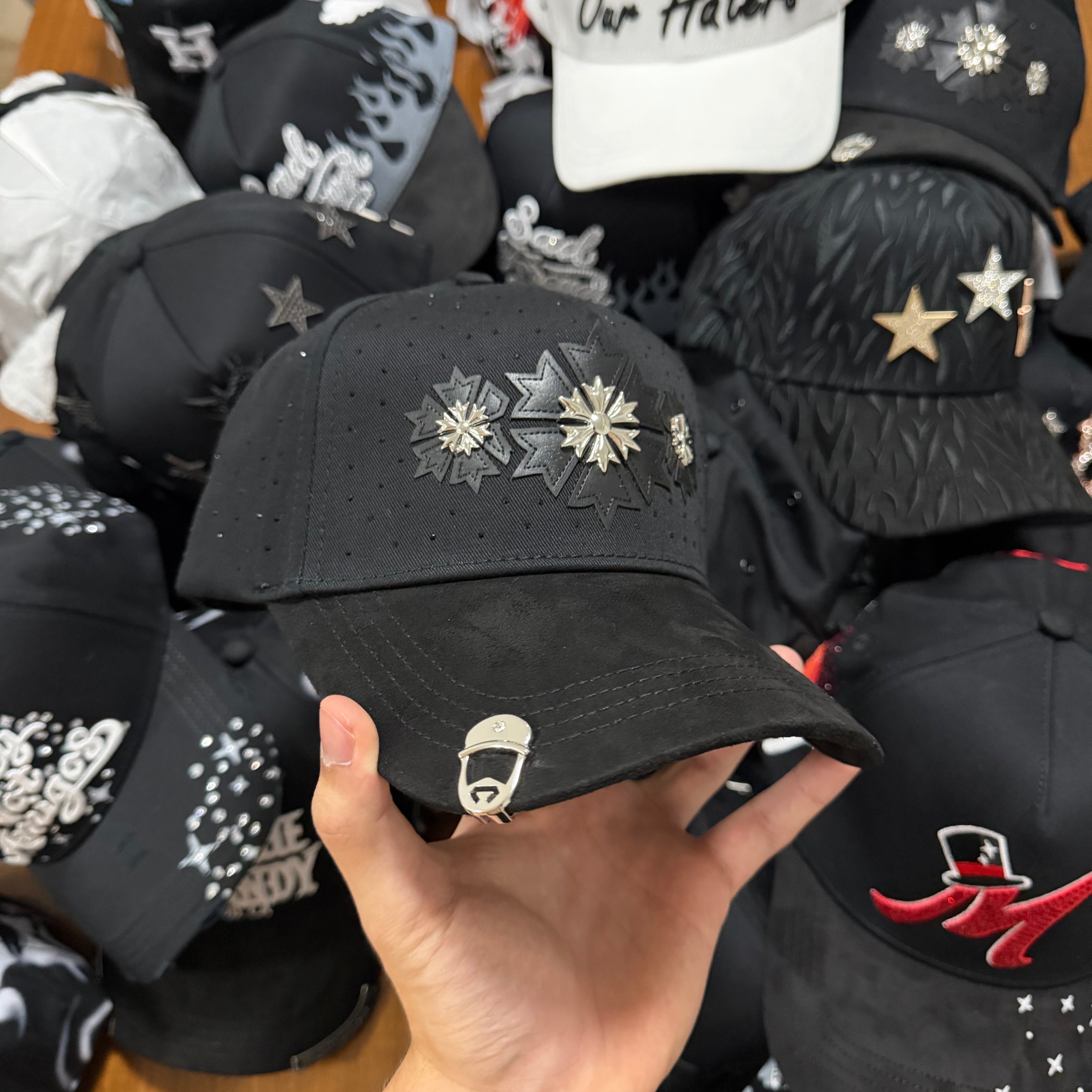 BARBAS HATS - SNOWFLAKE