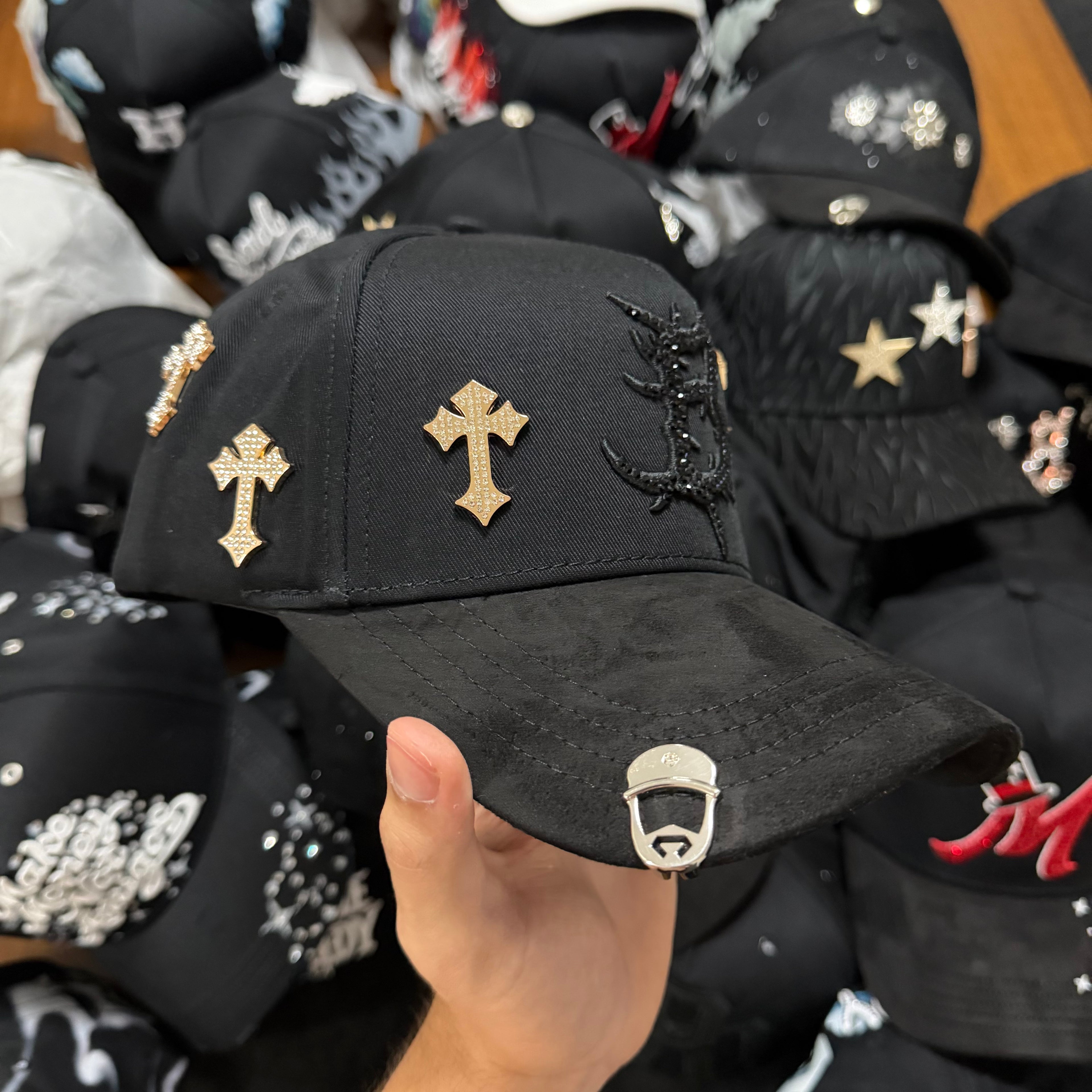 BARBAS HATS "B CROSS 24K"