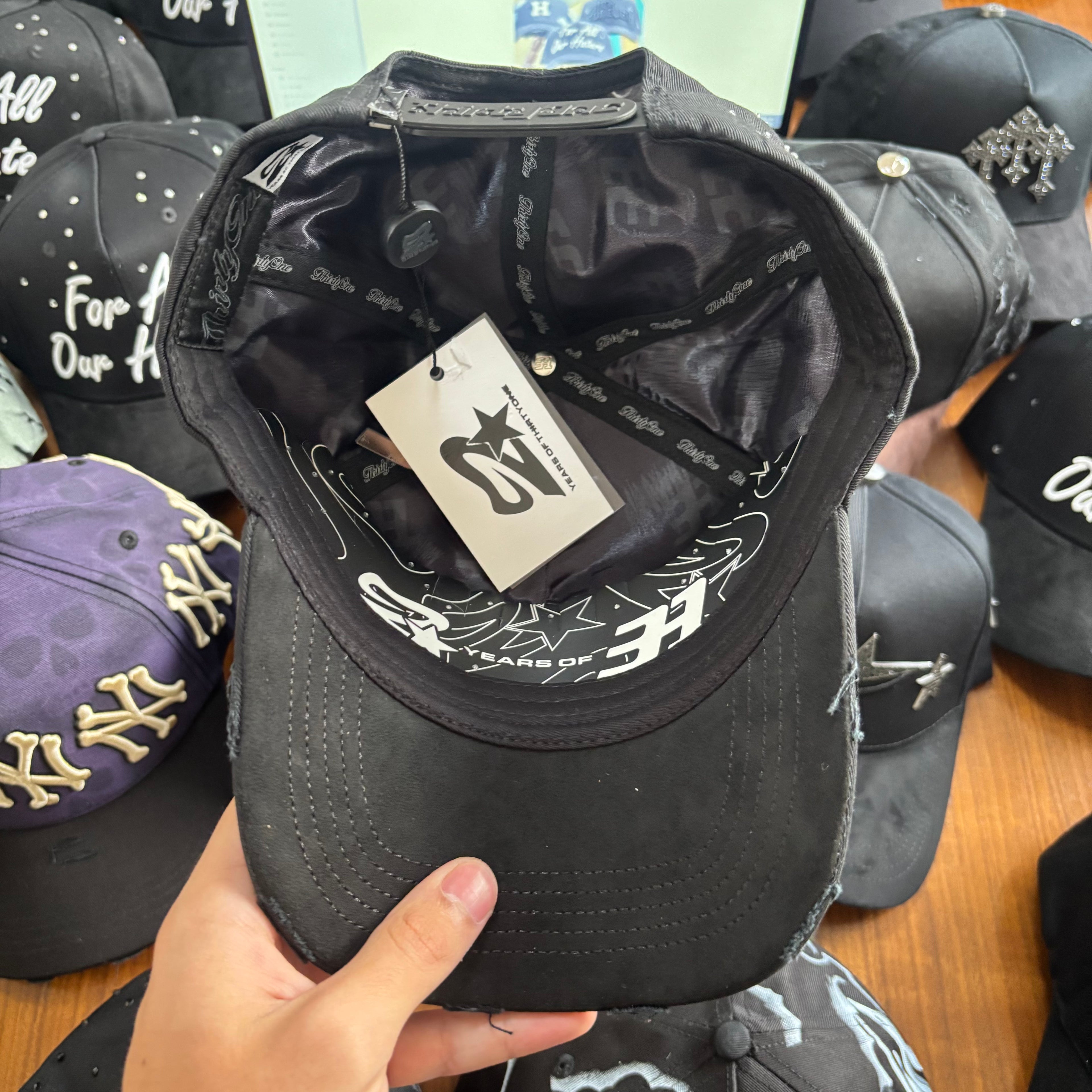 31 HATS "EL MAGO UNIVERSE"